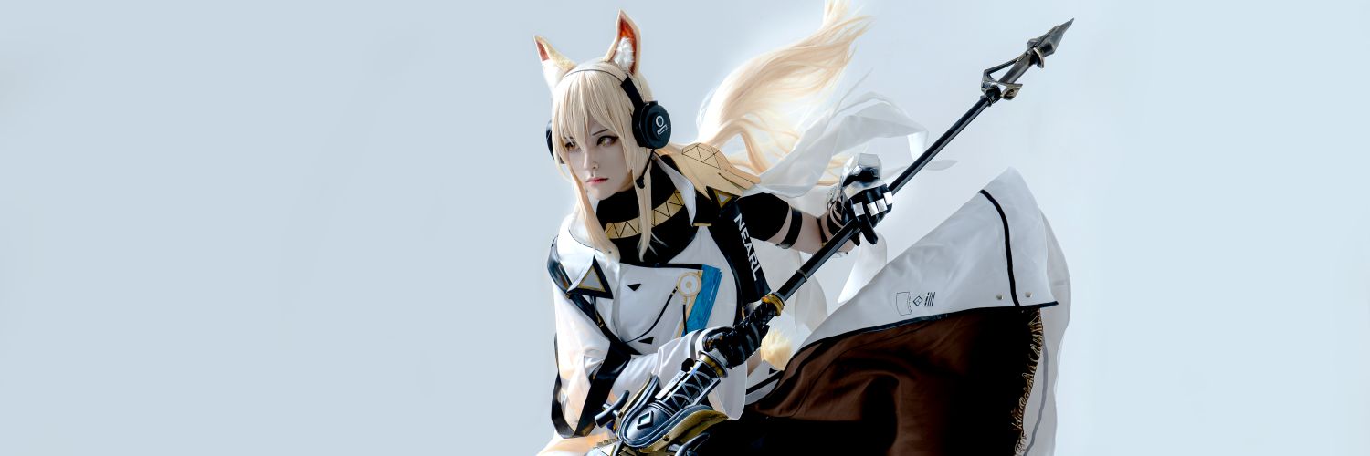 cien_cos's profile banner image