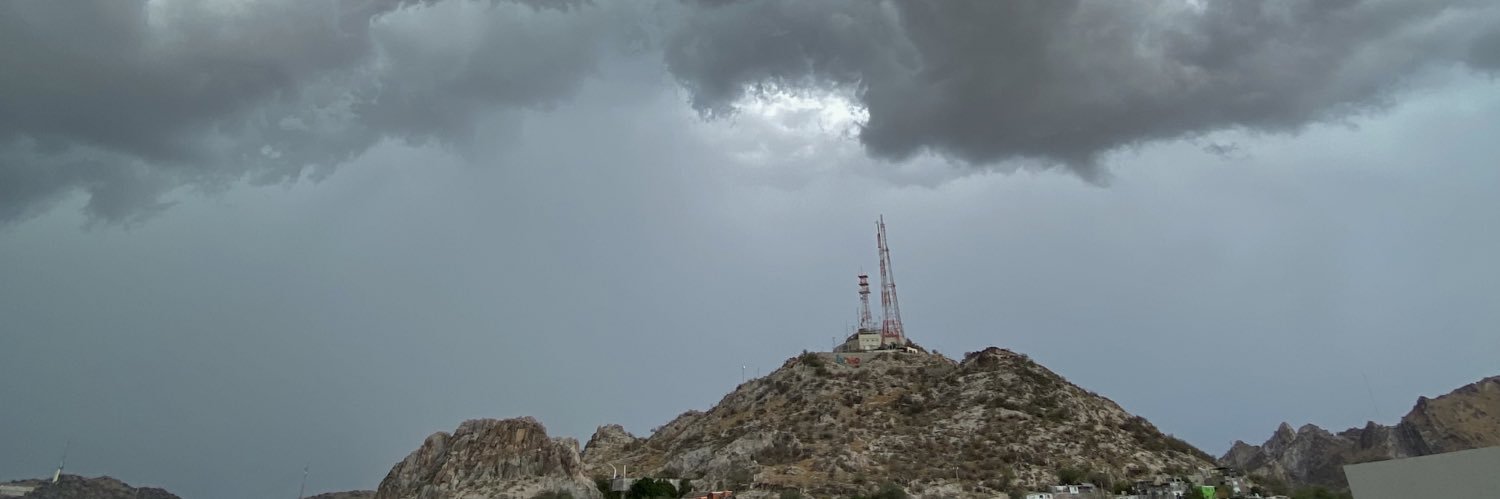 davnavarro's profile banner image