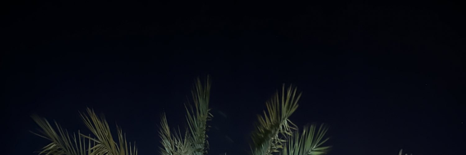 au_li7's profile banner image