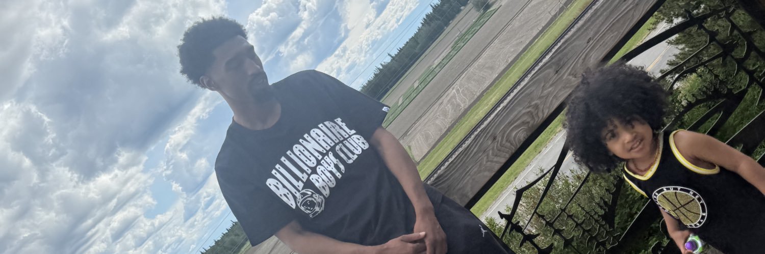 LohBoog🖤 banner