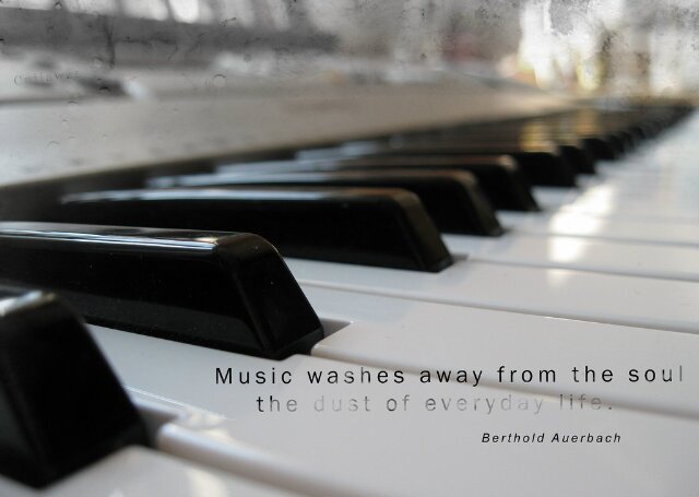 DeepHouseQuotes's profile banner image