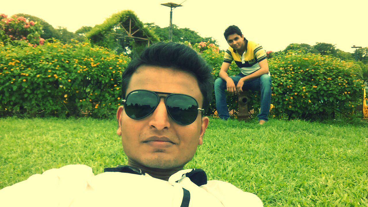 Bharatroyal's profile banner image