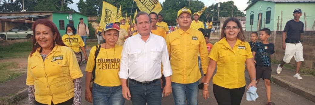 Rafael León banner