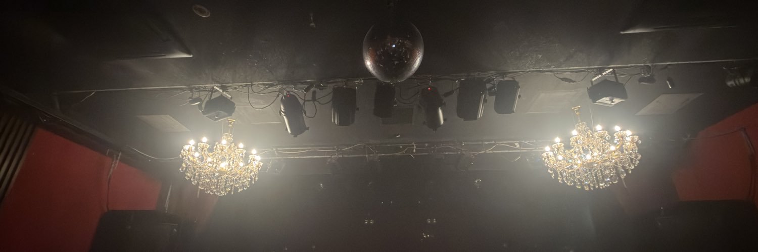 mdngh's profile banner image