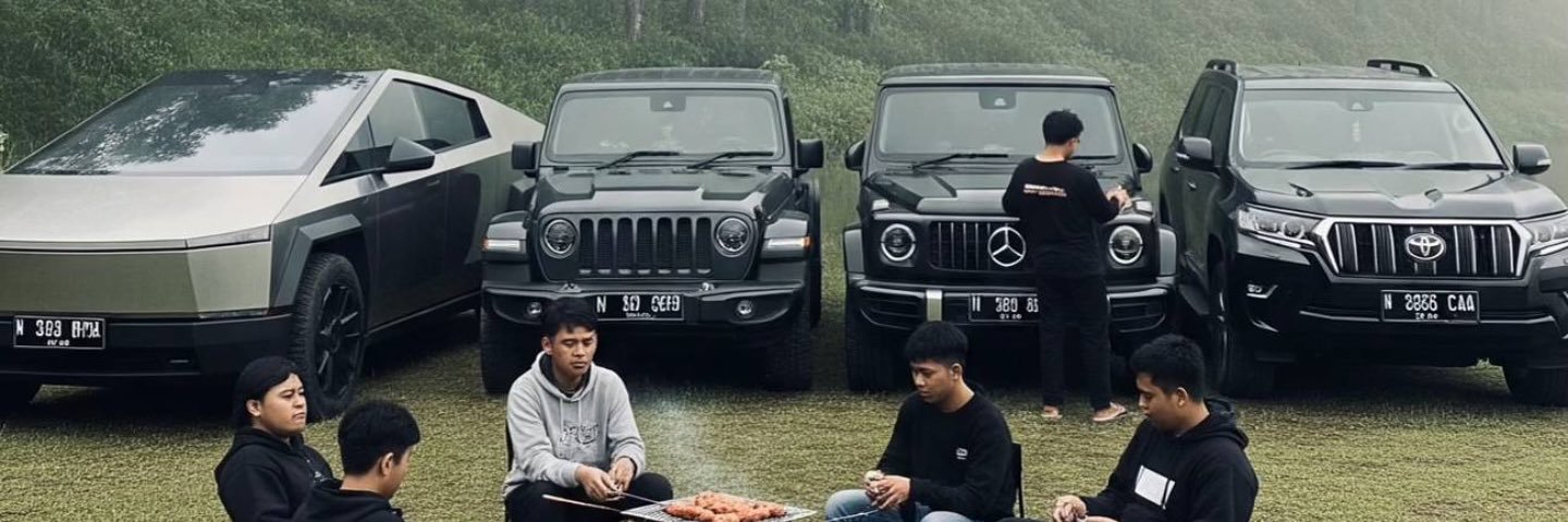 Teazymilli's profile banner image