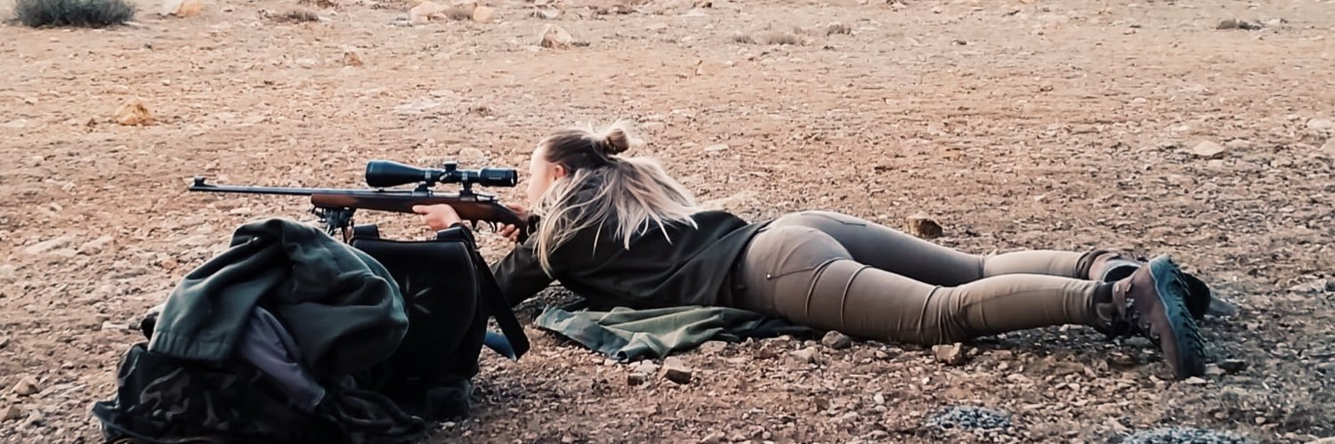 14__veronica's profile banner image