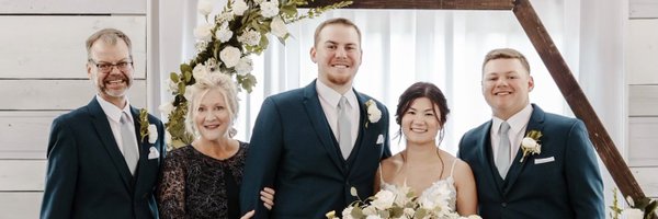 lyonsden28 Profile Banner