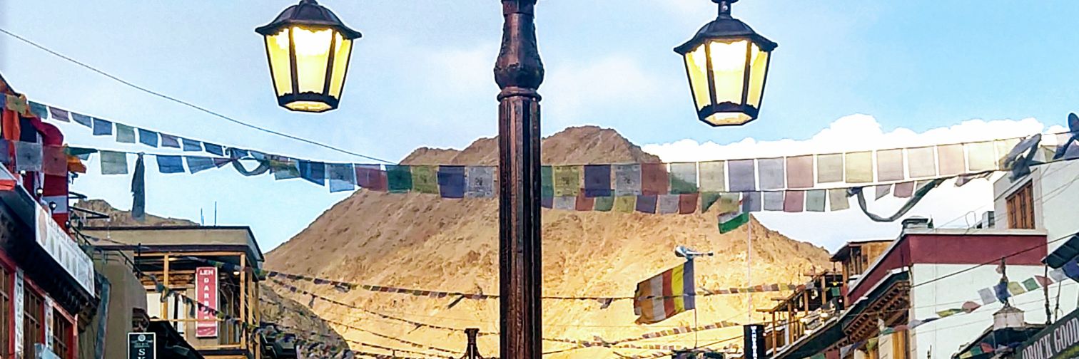 DebolinaMaju's profile banner image