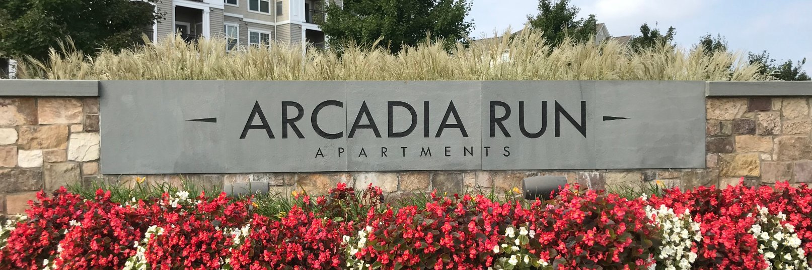 Arcadia Run Apts banner