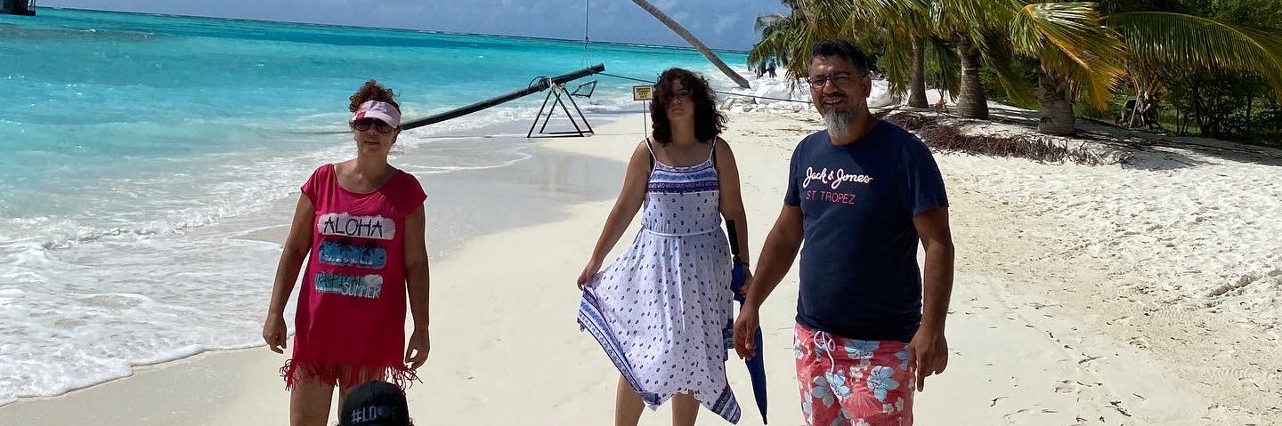 aleeeevvv's profile banner image