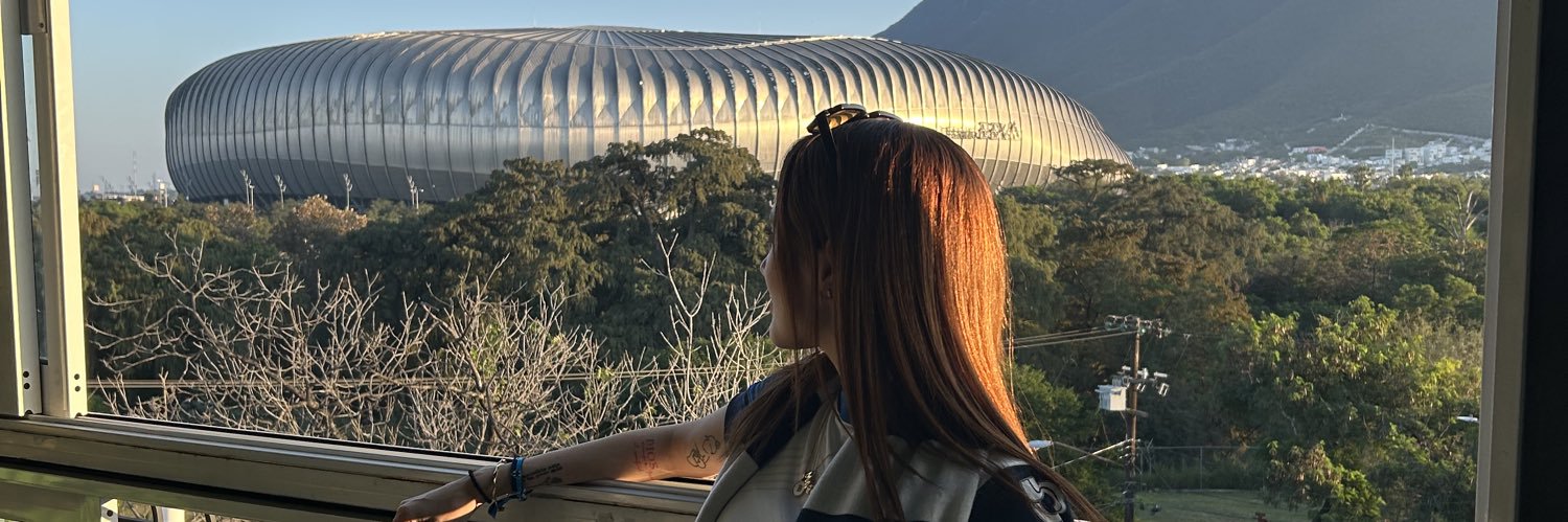 B R E N 🪐✨ banner