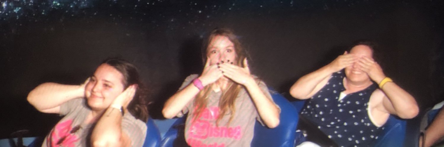 LindseySelvey's profile banner image