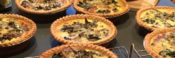 elysehamel Profile Banner