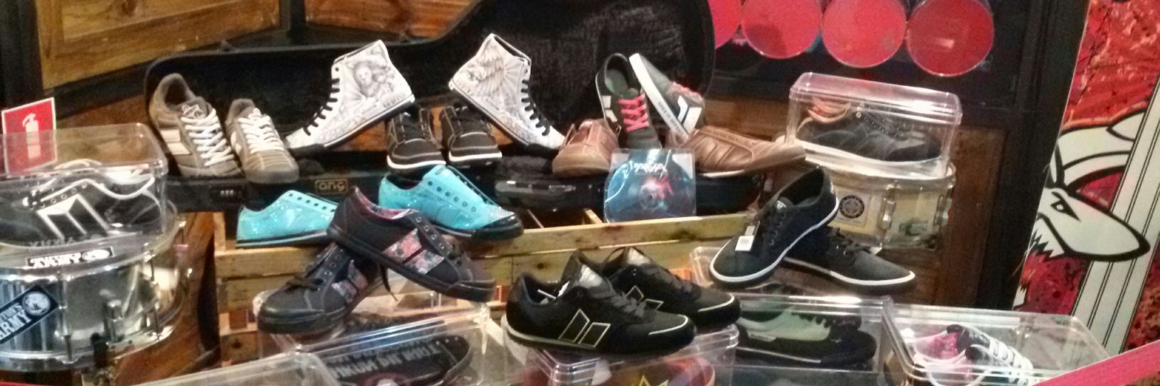 Paskalis sumarah ing widi banner