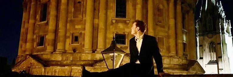 Elliott 🧭🕯️ banner