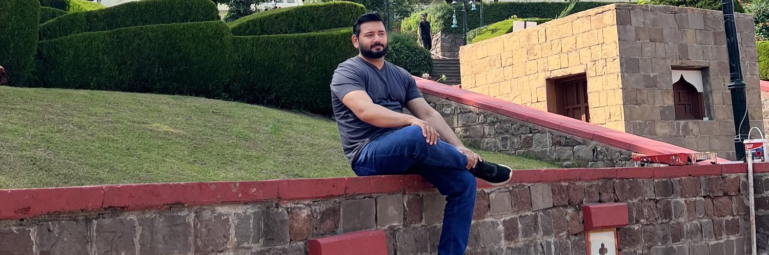 mr_naeemullah's profile banner image