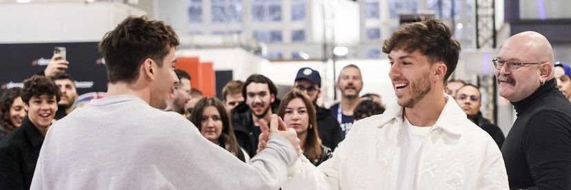 m banner