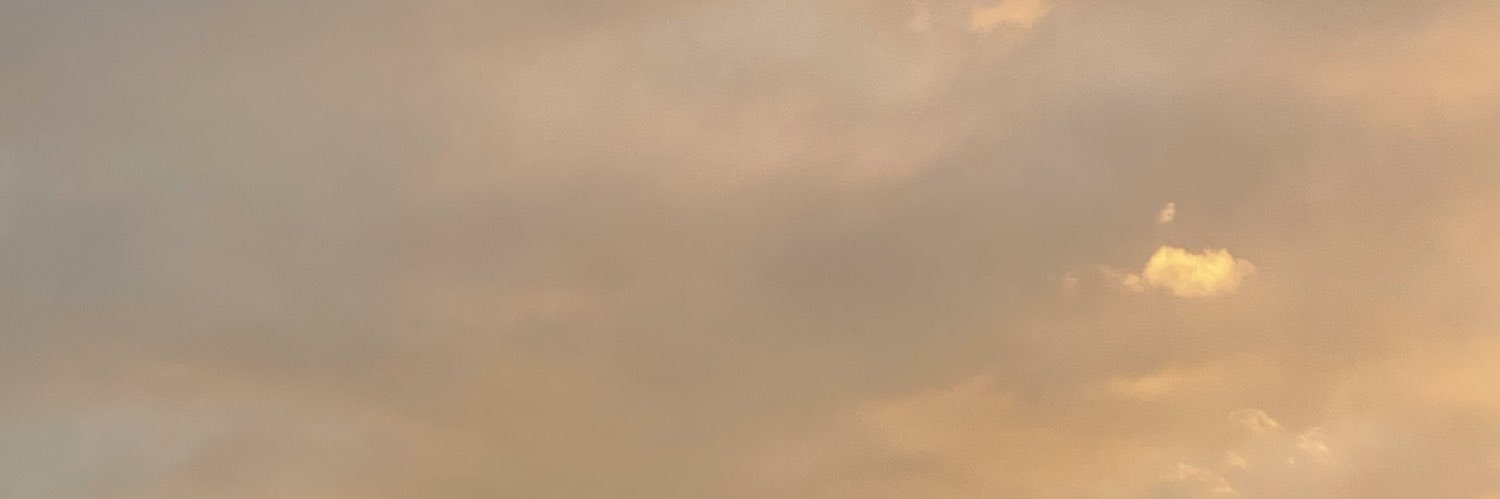 reynaa_71's profile banner image