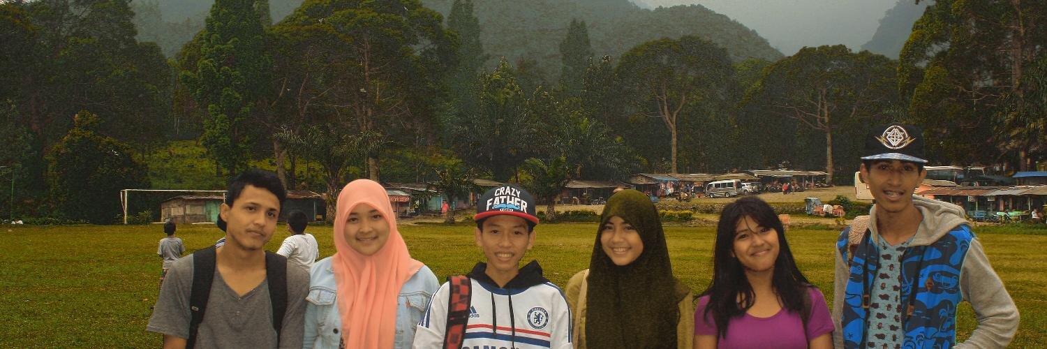 fellykata's profile banner image