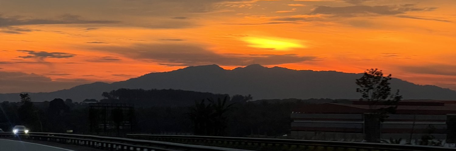 fa_izzati's profile banner image