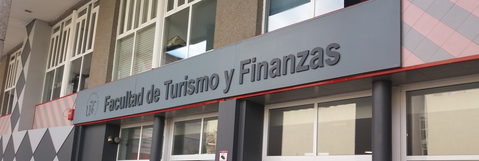 Facultad de Turismo y Finanzas banner