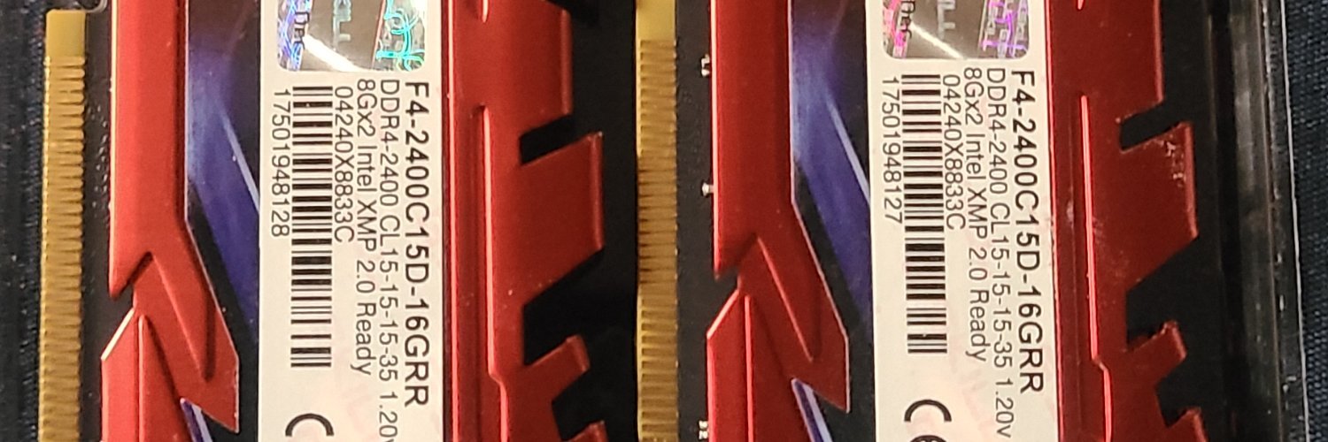 ivonmag's profile banner image