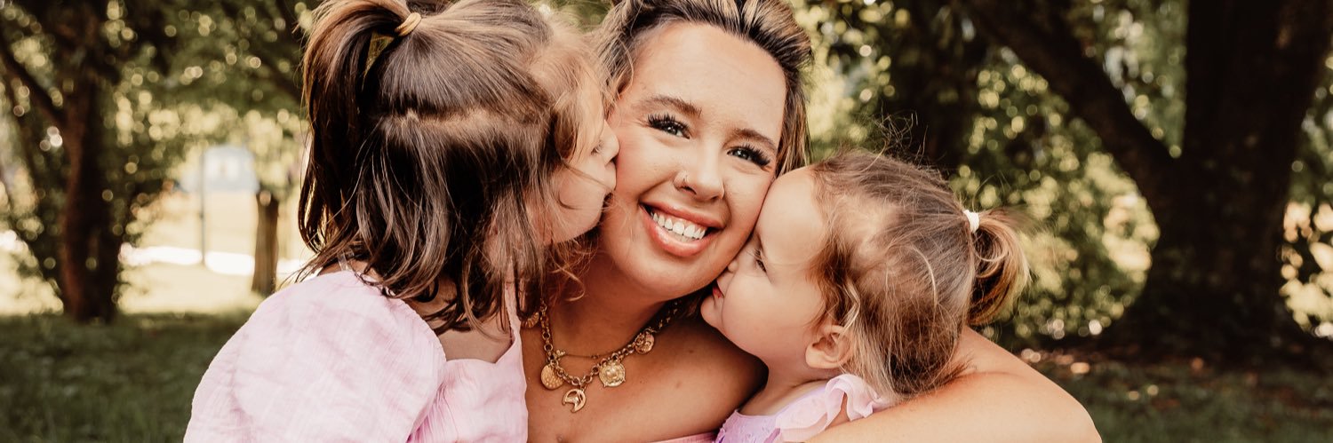 daniellegelaska's profile banner image