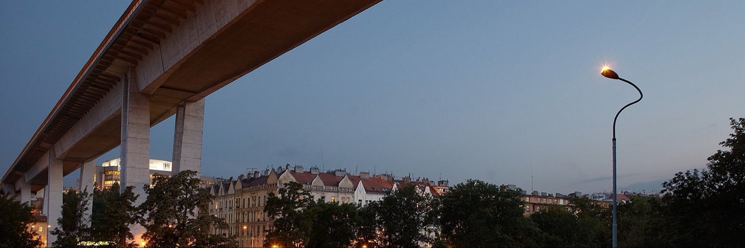 holdmeSight's profile banner image