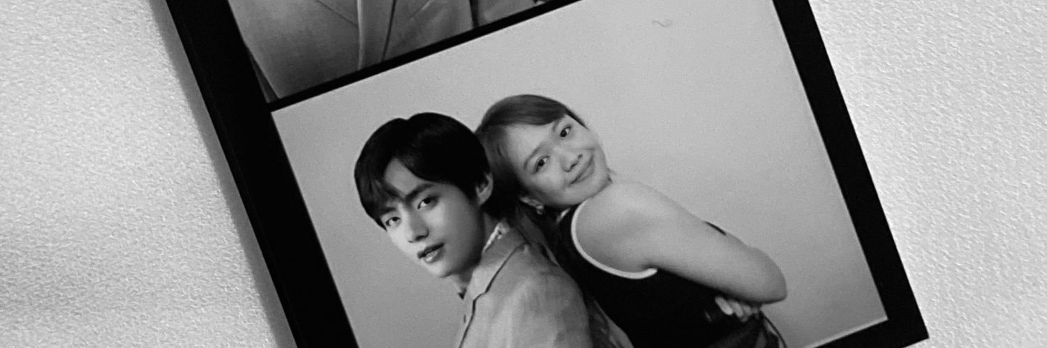 paulinabirs's profile banner image