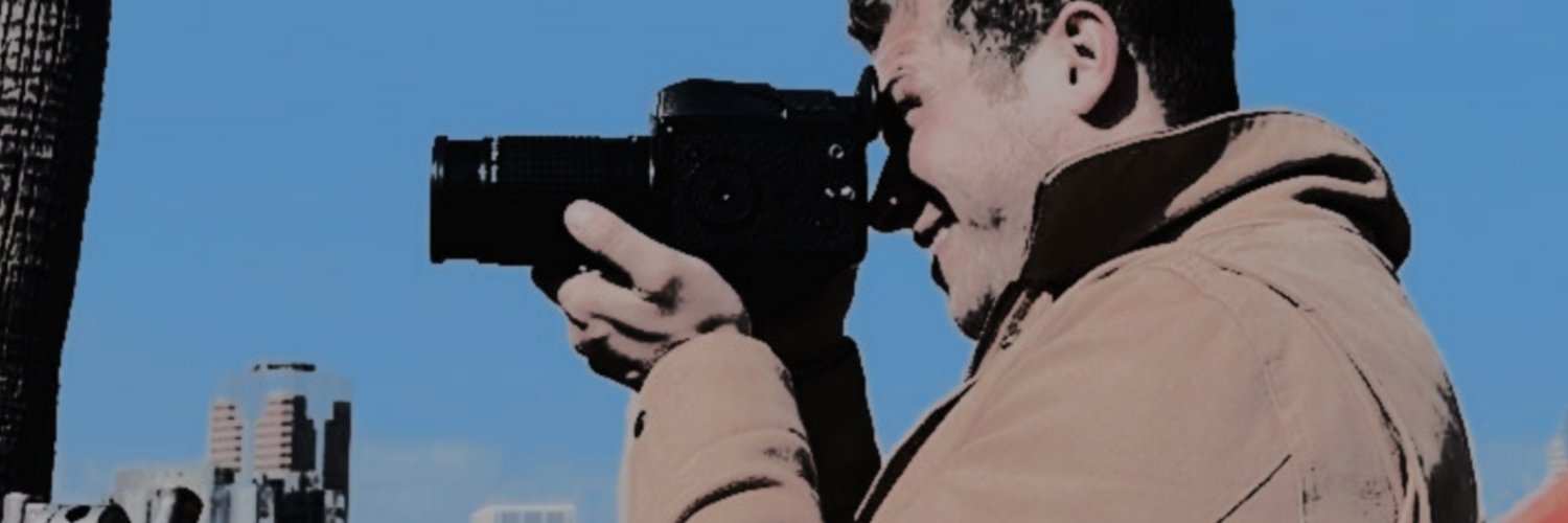 COMPLTMESS's profile banner image