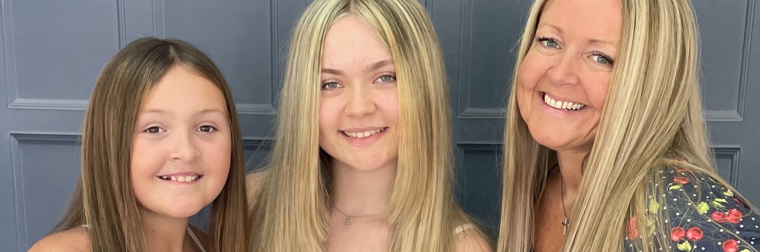 Amanda Poll 💁🏼‍♀️ banner