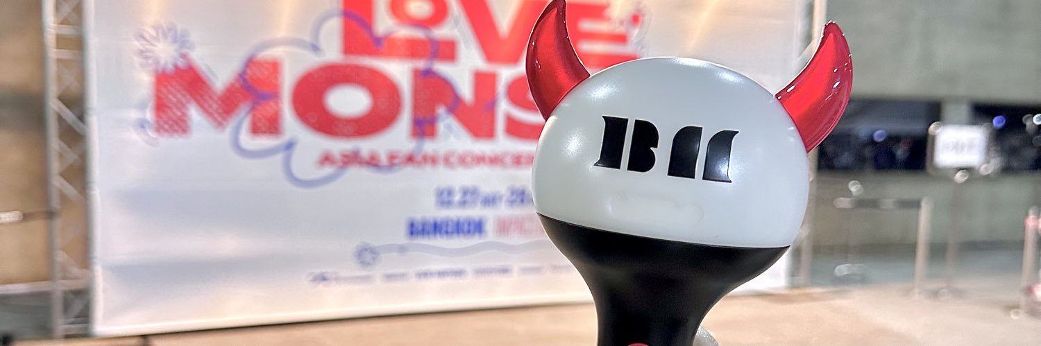 ✿วีวี่ =͟͟͞♡ banner