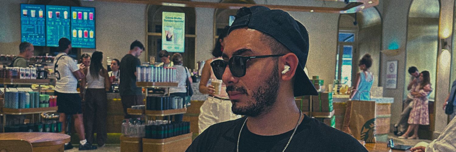 Armanakbb's profile banner image