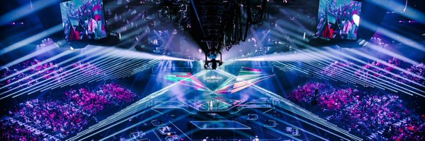 CommonESCGirl Profile Banner