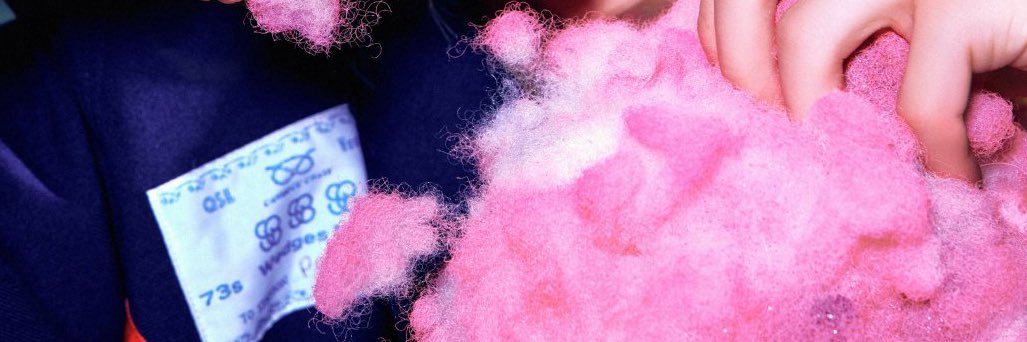F banner