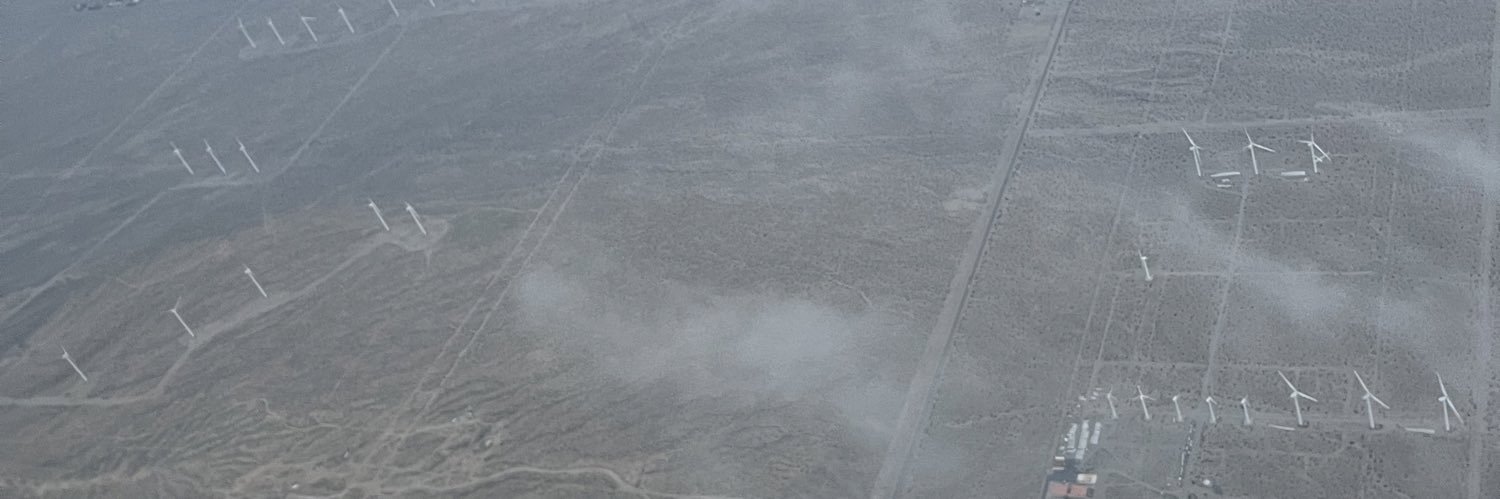 v banner