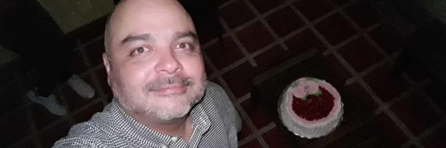 danielanzola's profile banner image