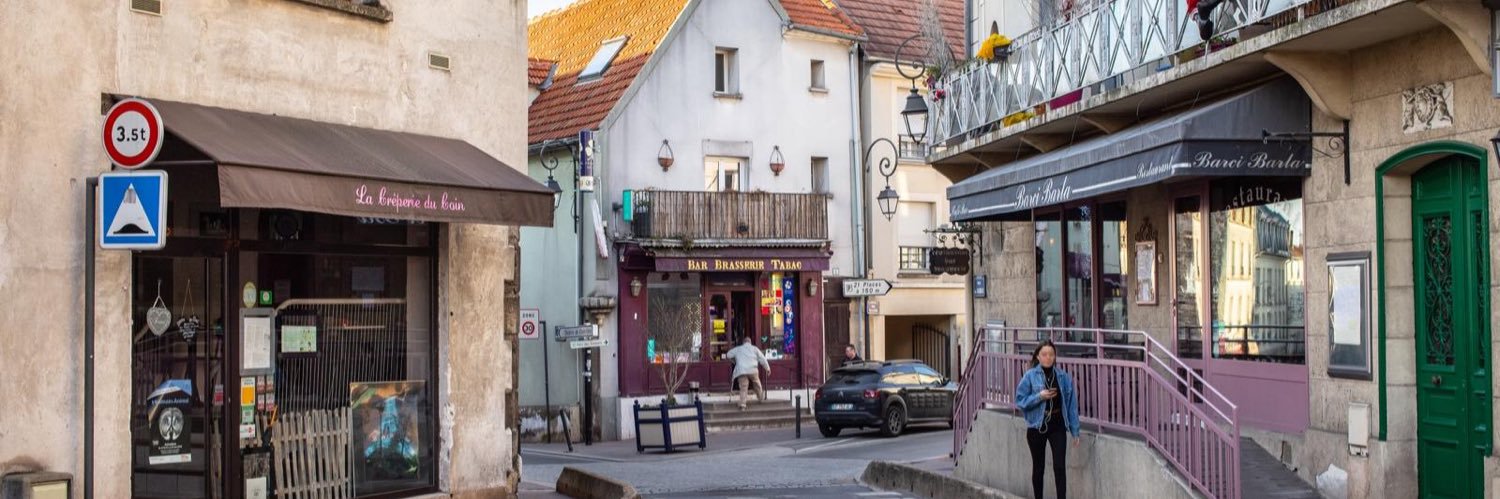 100% Châtillon banner