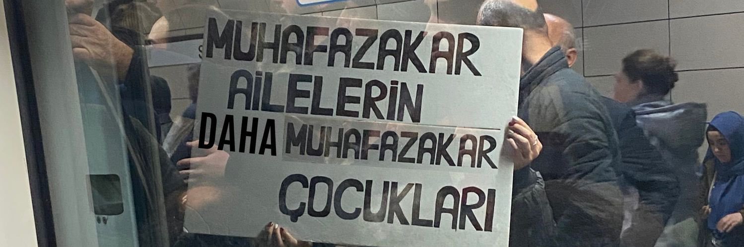 eminsesli's profile banner image
