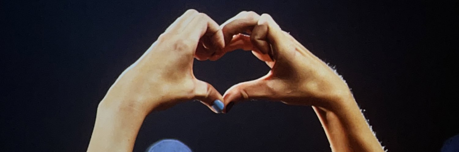 AndreaTaiz's profile banner image
