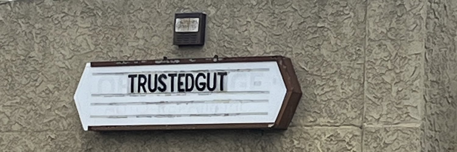 GÜT's banner