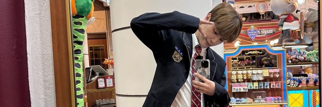 yeofisip's profile banner image
