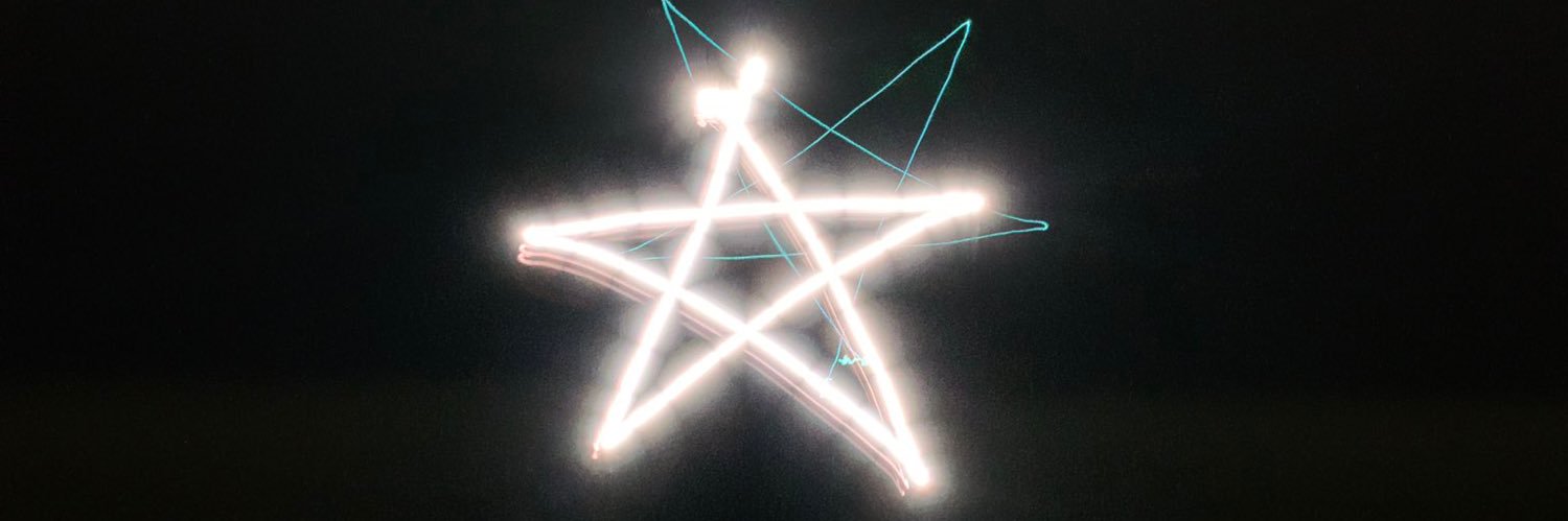 alienreveuse's profile banner image