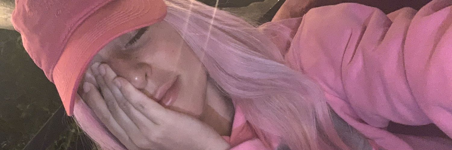 SSombratta's profile banner image