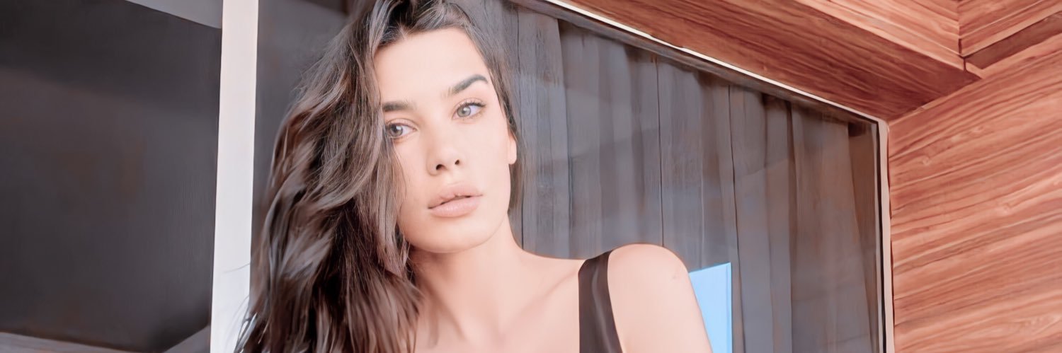 laviniakiratli's profile banner image