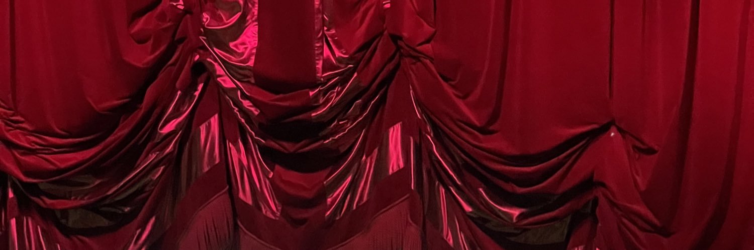 daisytitcomb's profile banner image