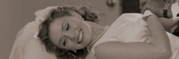 05_luz's profile banner image