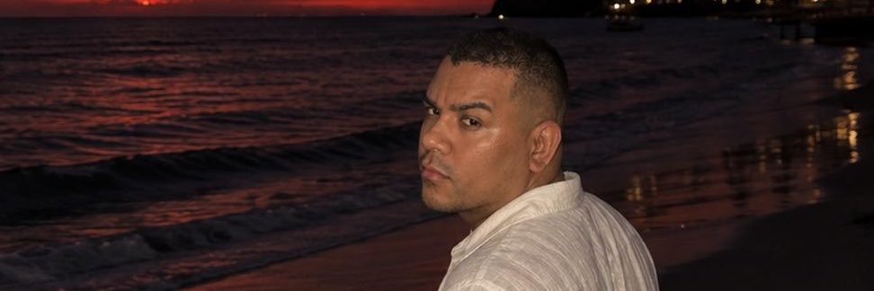Robbarcenas's profile banner image