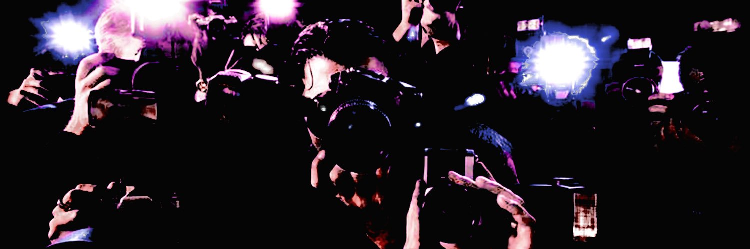 ‍ ᵀᴴᴱ ‍ sɪʟᴠᴇʀ sᴄʀᴇᴇɴ̲ ‍𝑺͟𝑪͟𝑨͟𝑹͟𝑳͟𝑬͟𝑻 banner