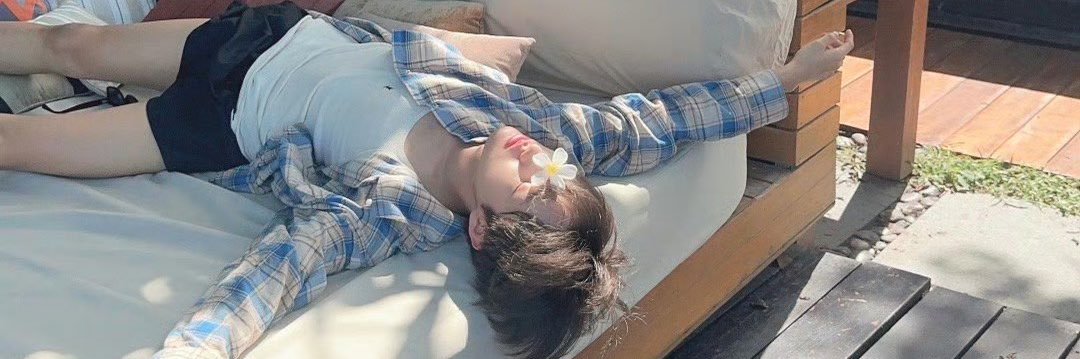 thatsocarol_'s profile banner image